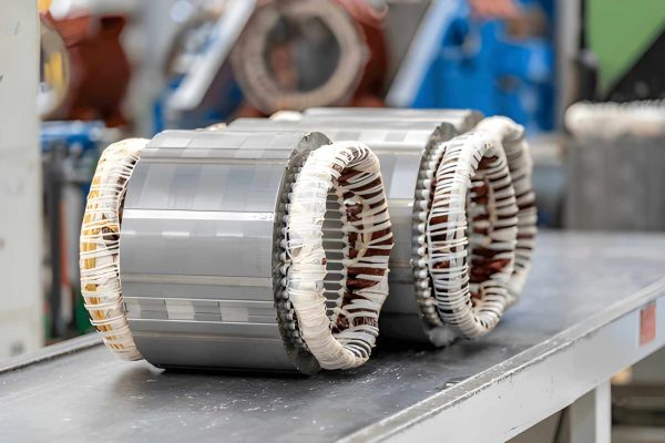 Özak Elektrik Makine motor mil tornalama